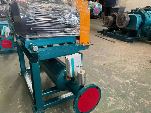 密集型罗茨鼓风机 发货江苏xqssr50密集型罗茨鼓风机2台(图2)